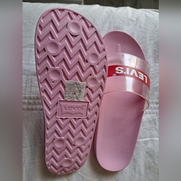 LEVI'S PINK SLIDES summer sandals shoes slip on beachy coastal swim flip flop 9 - Picture 2 of 6